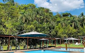 SUITES simples na natureza para adultos - Pernoite das 17h às 11h